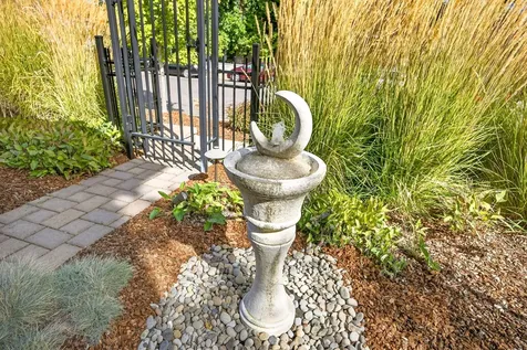 292 B Street Ashland OR 97520
