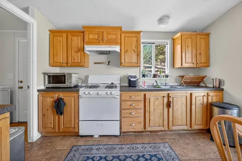 4492 Old Highway 99 S Ashland OR 97520