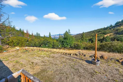 4492 Old Highway 99 S Ashland OR 97520