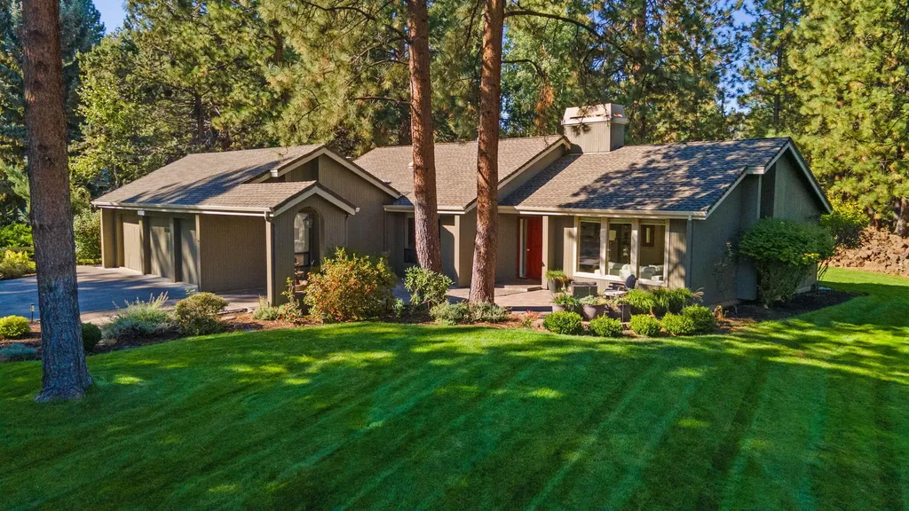 20454 Steamboat Bend OR 97702