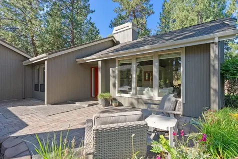 20454 Steamboat Bend OR 97702