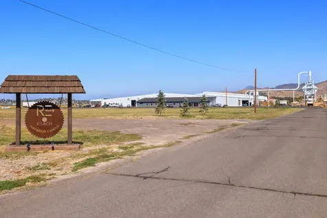 2350 Maywood Drive Klamath Falls OR 97603