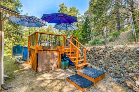 7196 E Evans Creek Road Rogue River OR 97537