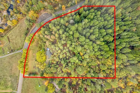 7196 E Evans Creek Road Rogue River OR 97537
