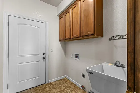 3717 Amelia Way White City OR 97503
