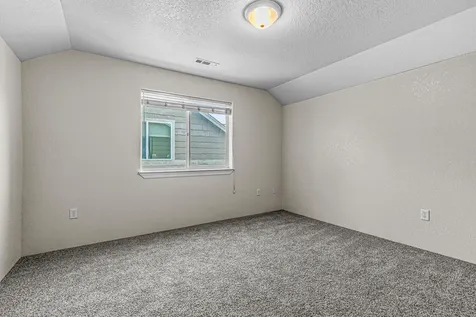 3717 Amelia Way White City OR 97503