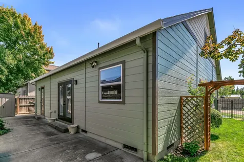 3717 Amelia Way White City OR 97503