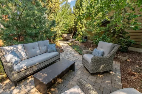 19694 Harvard Place Bend OR 97702