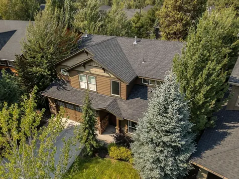 19694 Harvard Place Bend OR 97702
