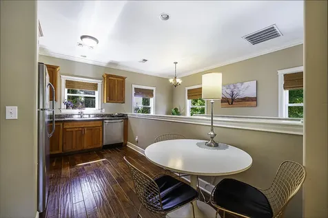 381 Stanford Avenue Medford OR 97504