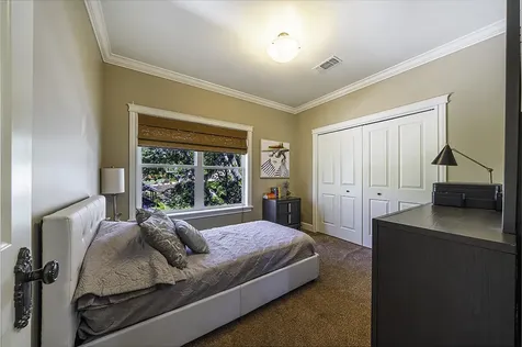 381 Stanford Avenue Medford OR 97504
