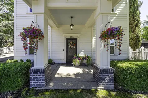 381 Stanford Avenue Medford OR 97504