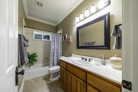 381 Stanford Avenue Medford OR 97504