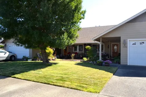 1694 Nunnwood Lane Grants Pass OR 97527
