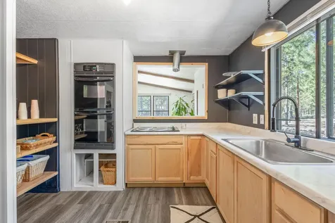 52900 Sunrise Boulevard La Pine OR 97739