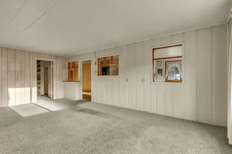 1048 W Harbeck Road Grants Pass OR 97527
