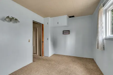 1048 W Harbeck Road Grants Pass OR 97527