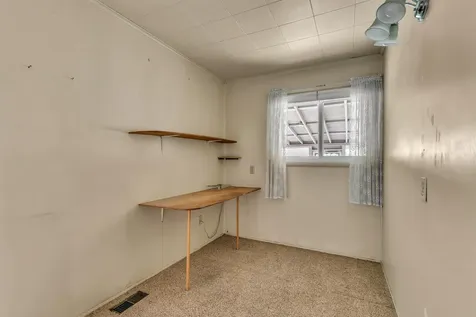 1048 W Harbeck Road Grants Pass OR 97527