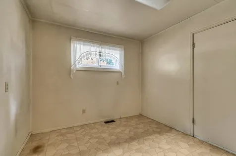 1048 W Harbeck Road Grants Pass OR 97527