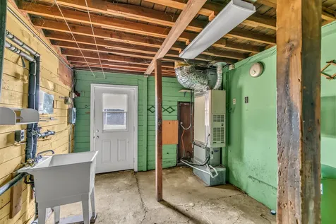1048 W Harbeck Road Grants Pass OR 97527
