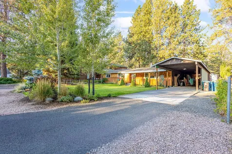 657 S Fir Street Sisters OR 97759