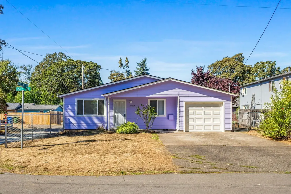 745 23rd Street SE Salem OR 97301