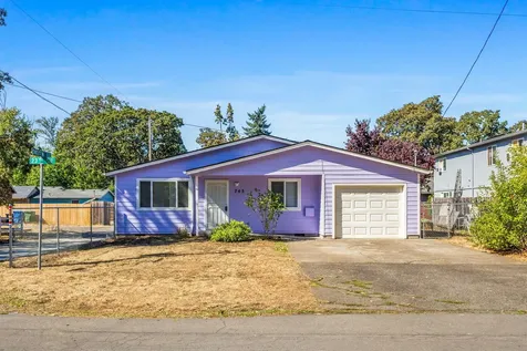 745 23rd Street SE Salem OR 97301