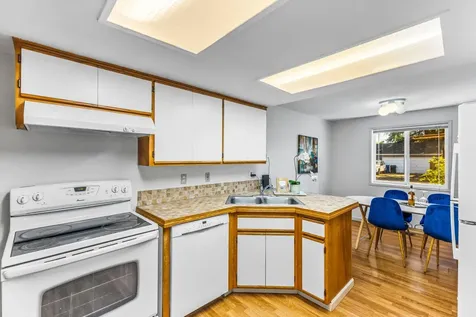745 23rd Street SE Salem OR 97301