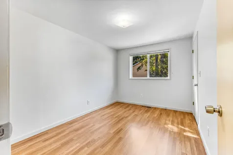 745 23rd Street SE Salem OR 97301