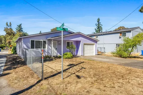 745 23rd Street SE Salem OR 97301