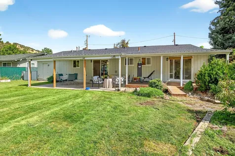 120 Jacoby Street Gold Hill OR 97525
