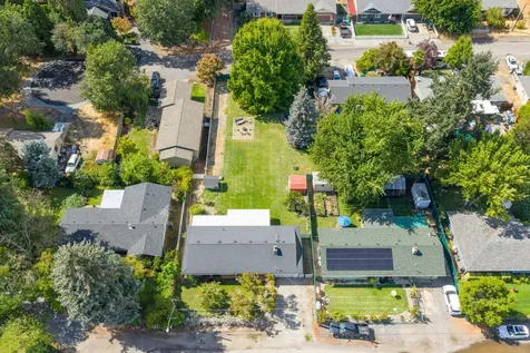 120 Jacoby Street Gold Hill OR 97525