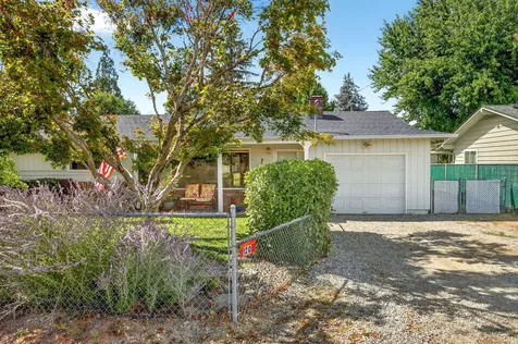 120 Jacoby Street Gold Hill OR 97525