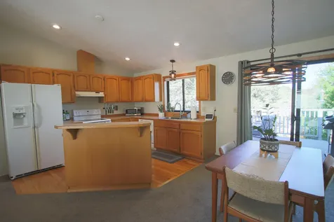 1385 NE Williamson Boulevard Bend OR 97701