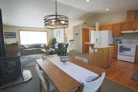 1385 NE Williamson Boulevard Bend OR 97701