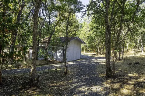 6570 Old Stage Road Central Point OR 97502