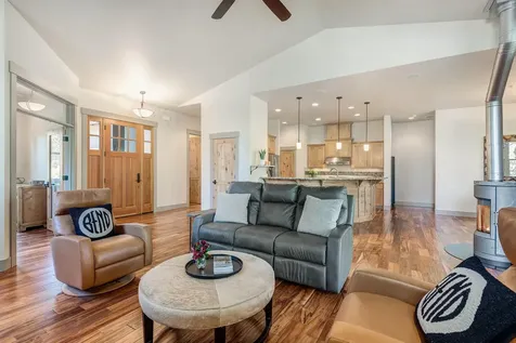 1975 NW Harriman Street Bend OR 97703
