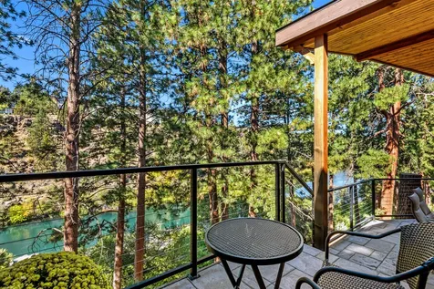1975 NW Harriman Street Bend OR 97703