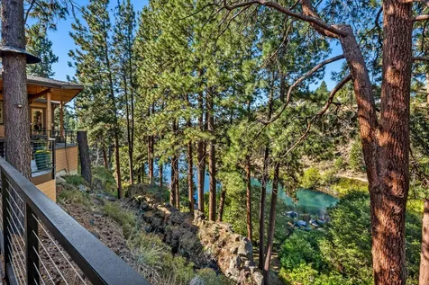 1975 NW Harriman Street Bend OR 97703