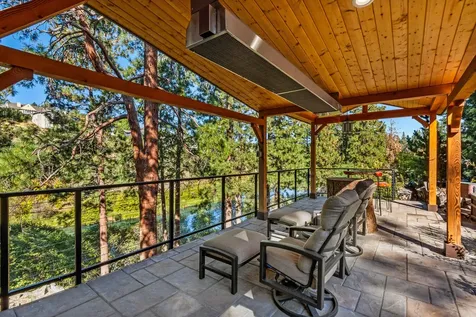 1975 NW Harriman Street Bend OR 97703