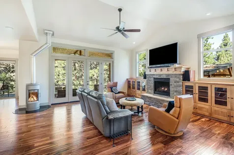 1975 NW Harriman Street Bend OR 97703