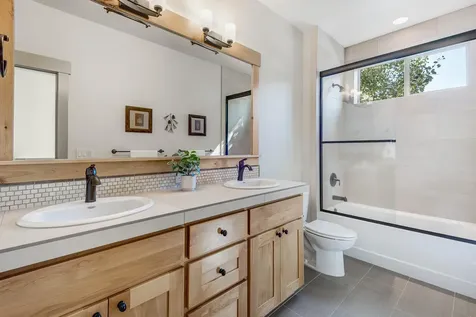 1975 NW Harriman Street Bend OR 97703