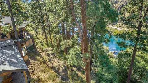 1975 NW Harriman Street Bend OR 97703