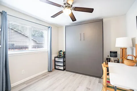3036 NE Royal Court Bend OR 97701