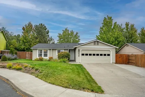3036 NE Royal Court Bend OR 97701