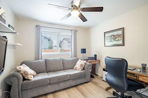 3036 NE Royal Court Bend OR 97701