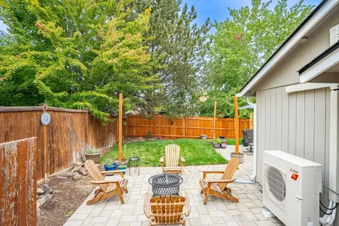 3036 NE Royal Court Bend OR 97701