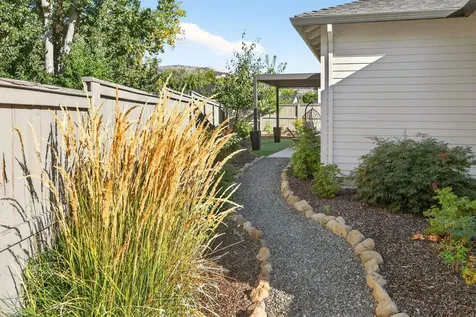 3817 Arena Drive Medford OR 97504