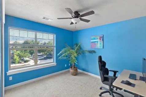 1032 Lithia Way Talent OR 97540