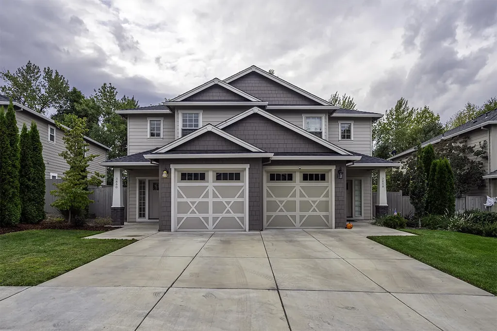 3860 Creek View Drive Medford OR 97504